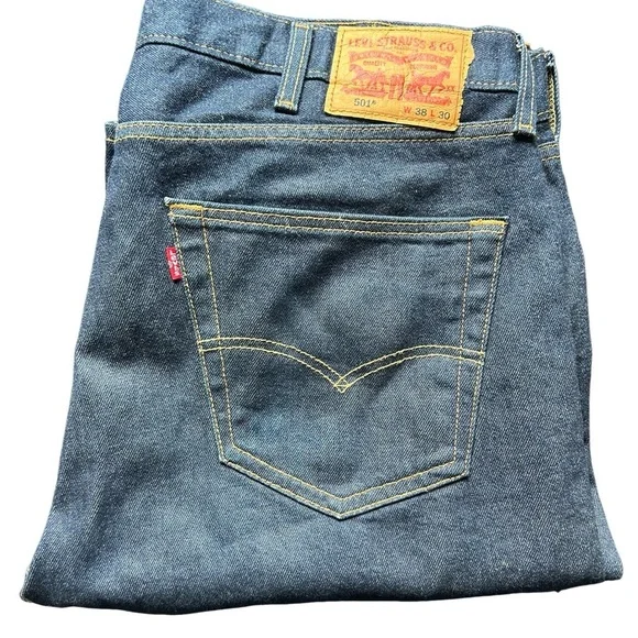 Mens Levi's 501 Blue Jeans - Picture 1 of 6